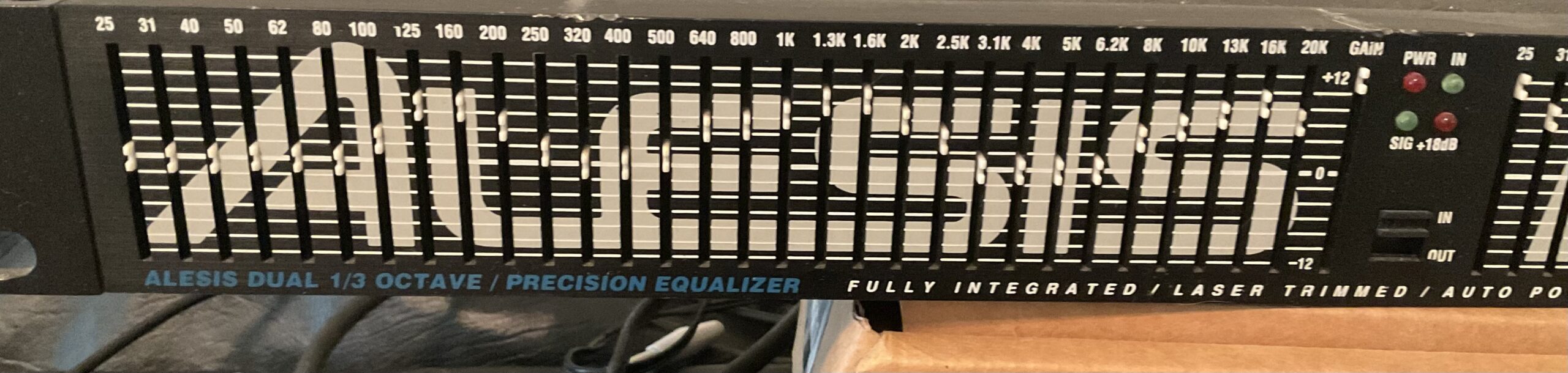 Alesis Dual 1/3 octave precision equalizer