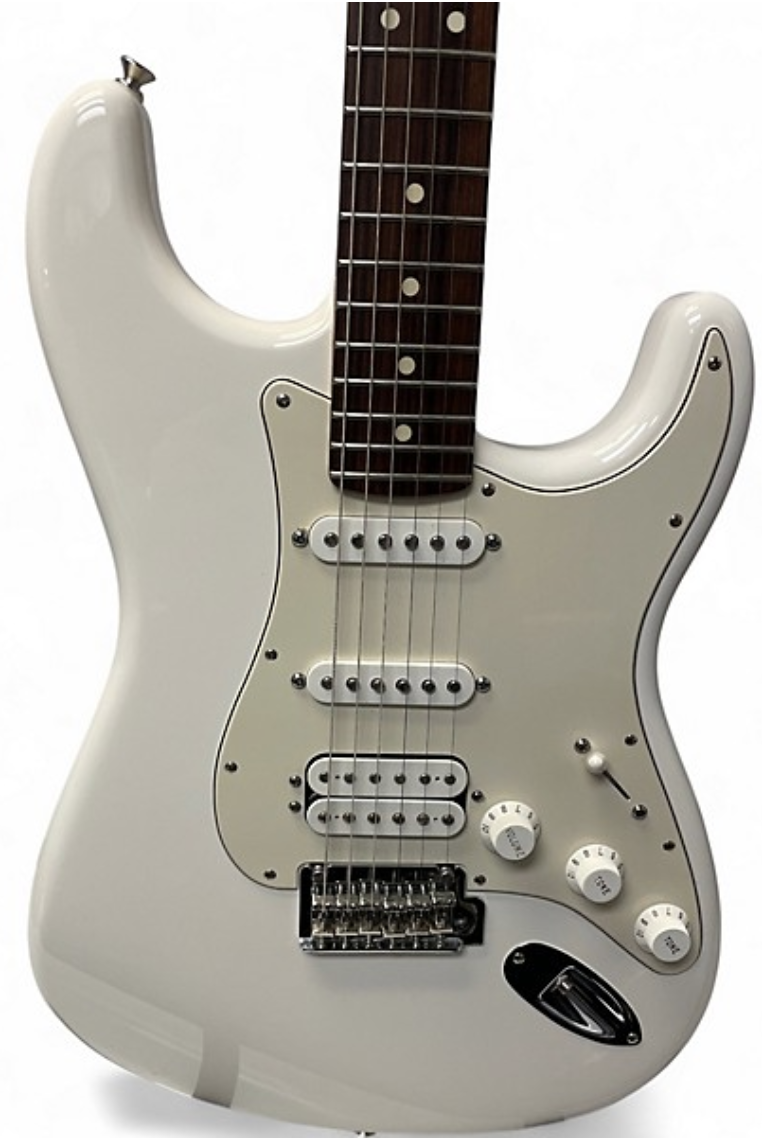 Fender Player Stratocaster HSS in Alpine white color